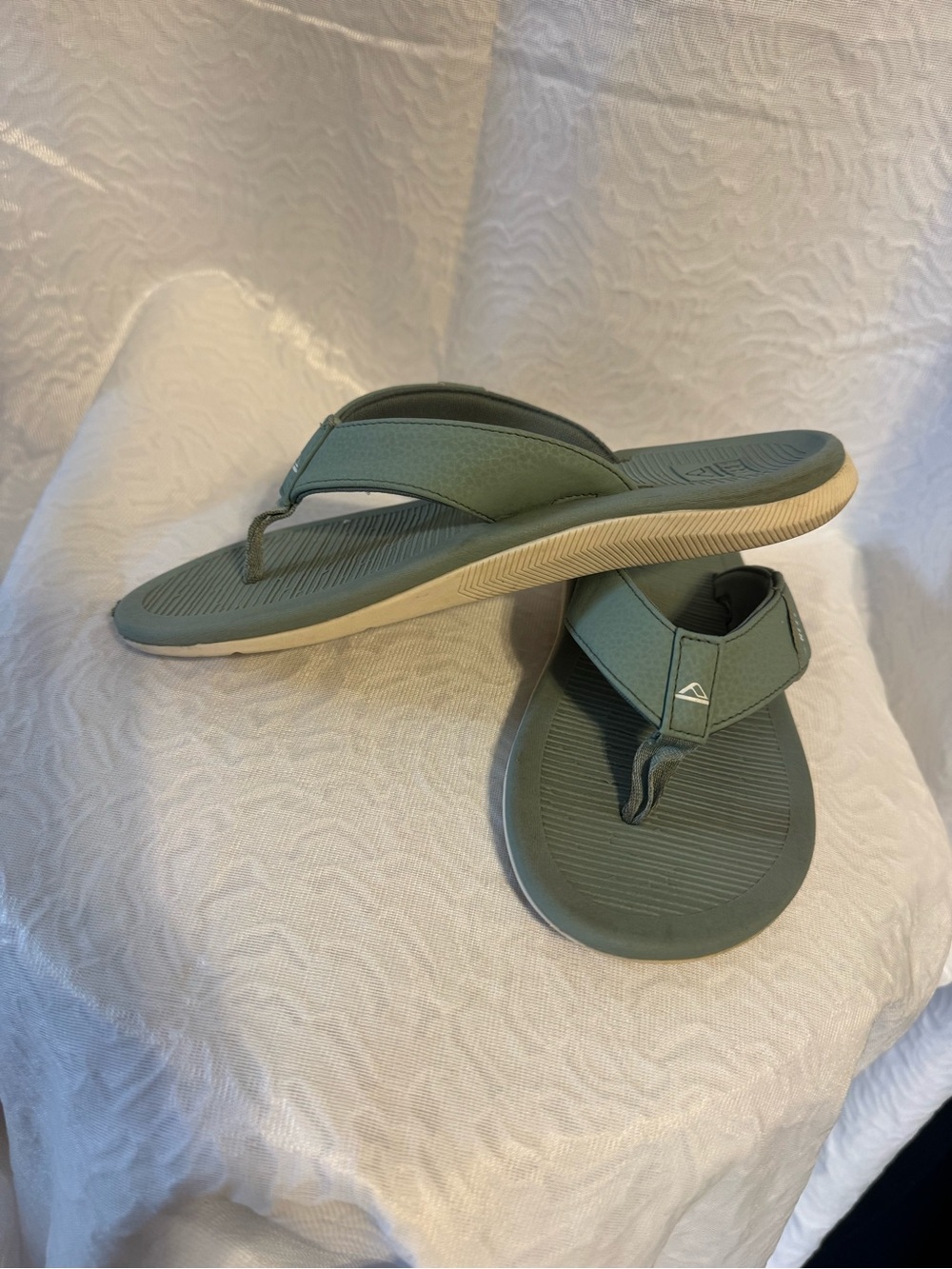 Reef Flip Flops - Picture 2 of 6